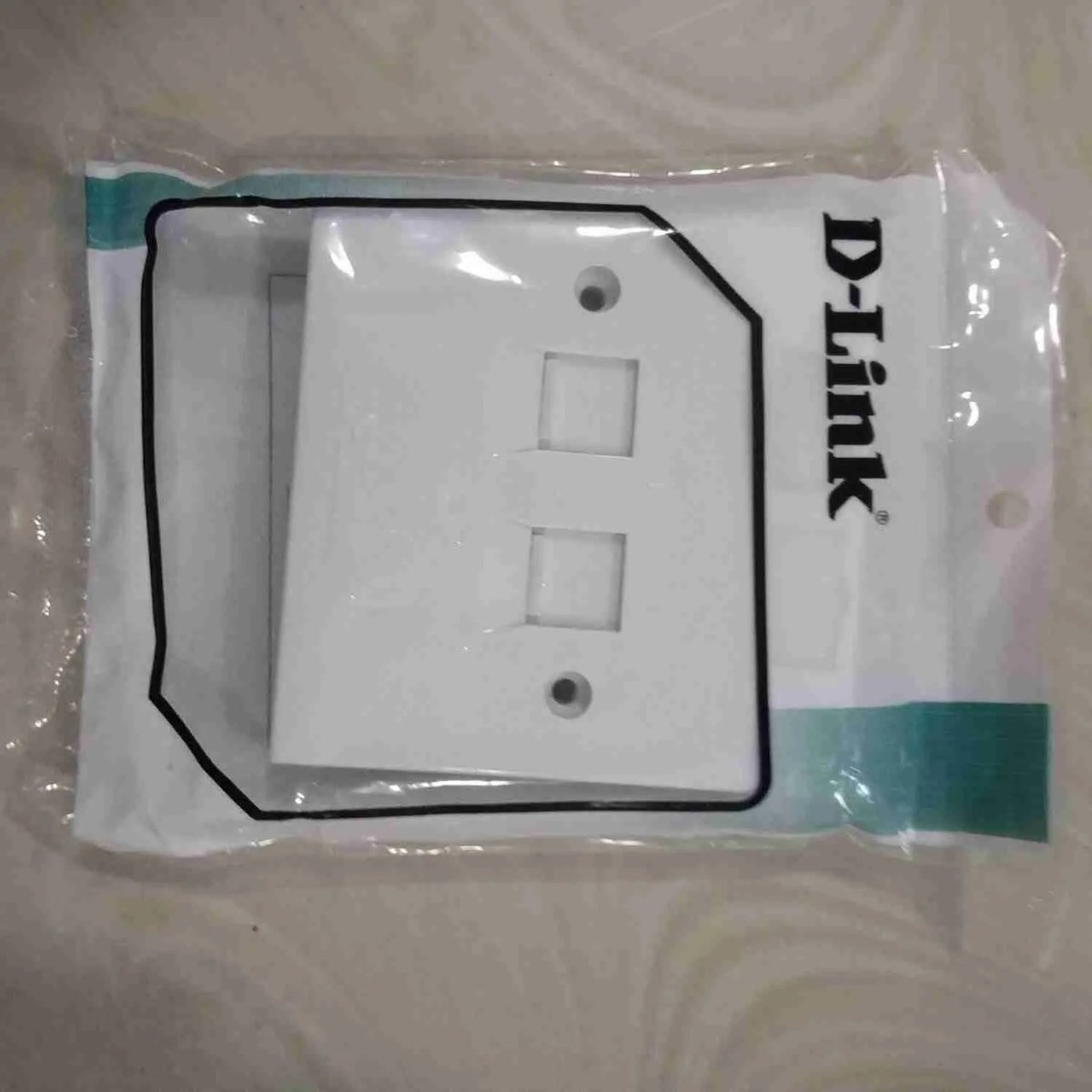 D-Link Face Plate 2 Dual NFP-0WHI21 - Back View